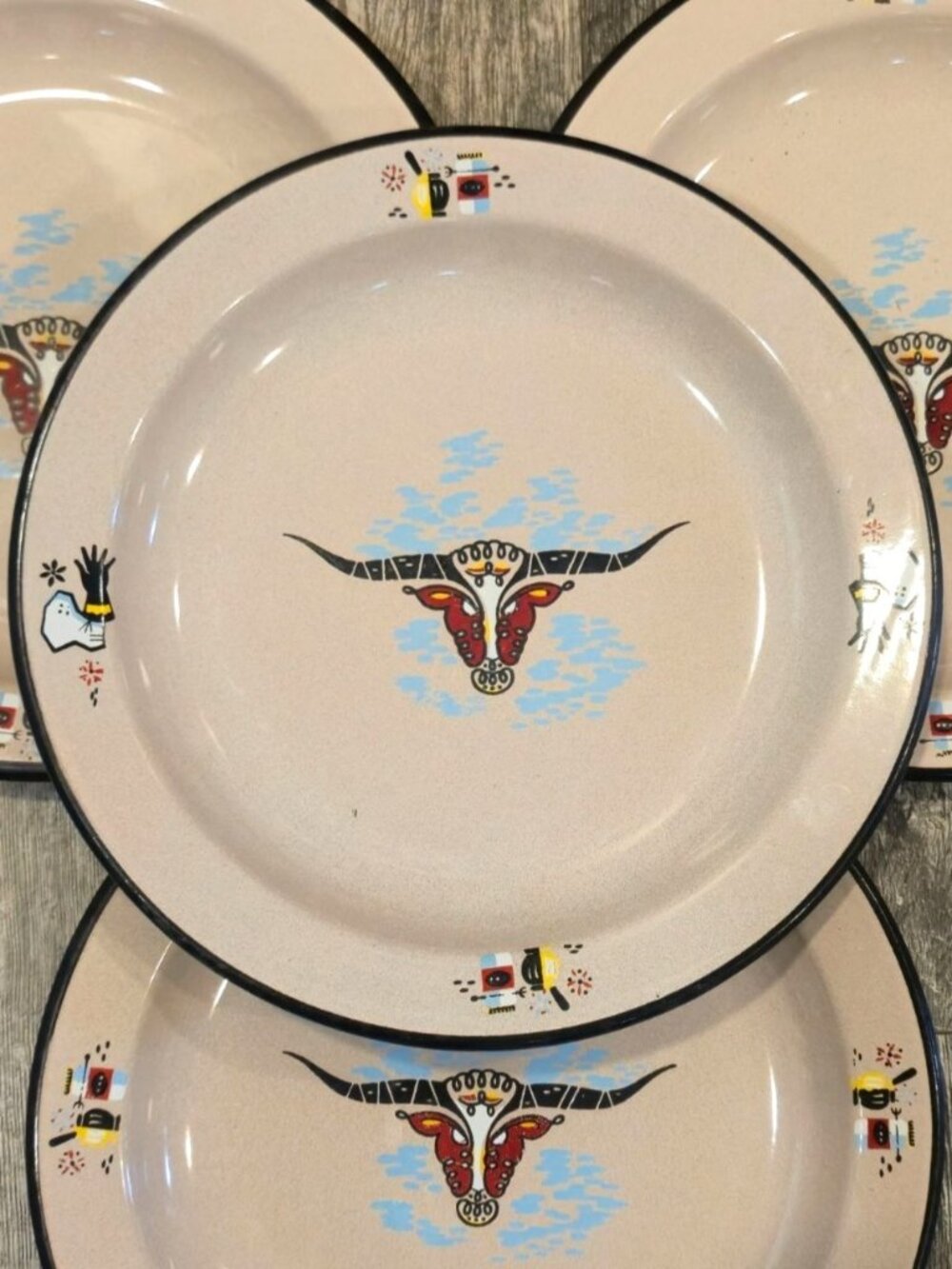 Vintage Monterrey Western Ware Longhorn Enamel Metal Dinner Plates Set of 4 MCM